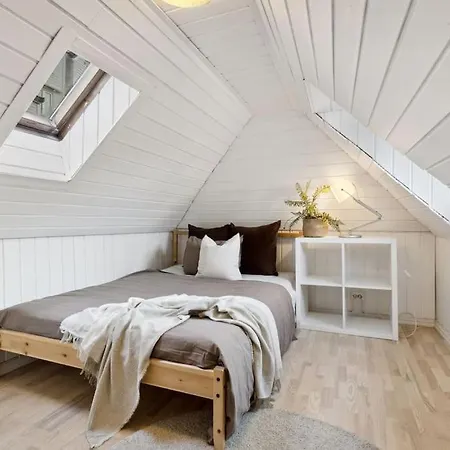 Historisk Hus I Hjertet Av Byen Bergen