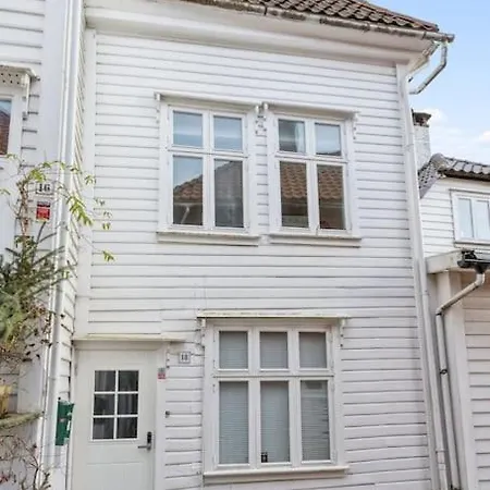 Historisk Hus I Hjertet Av Byen Holiday home