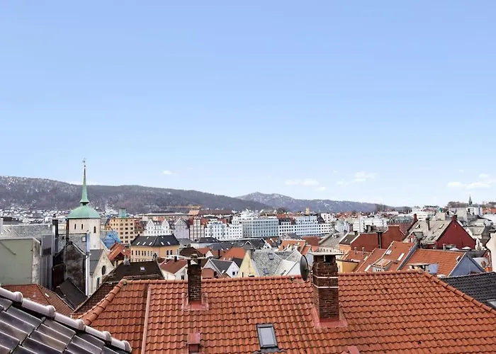 別荘 Historisk Hus I Hjertet Av Byen *